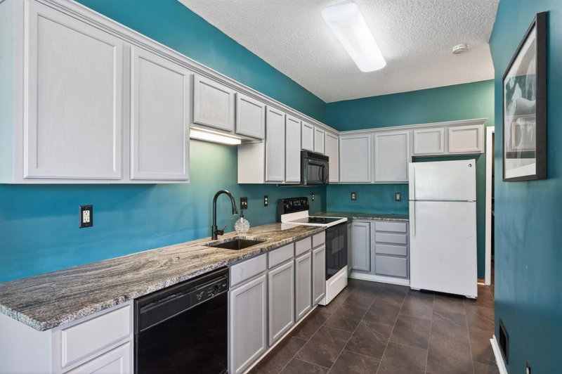 21203 Pinto Place - Photo 6