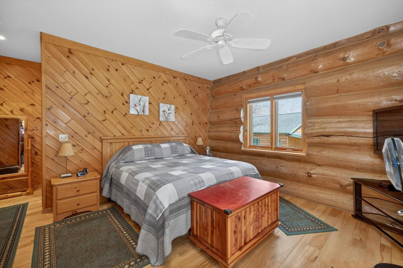 24028 Garland Drive - Photo 17