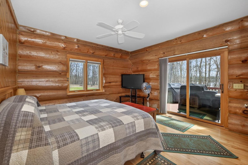 24028 Garland Drive - Photo 18