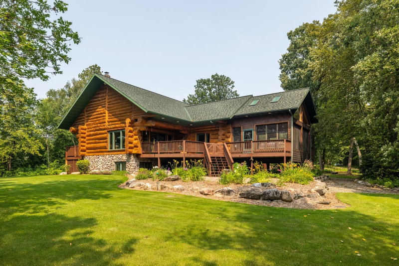 24028 Garland Drive - Photo 3