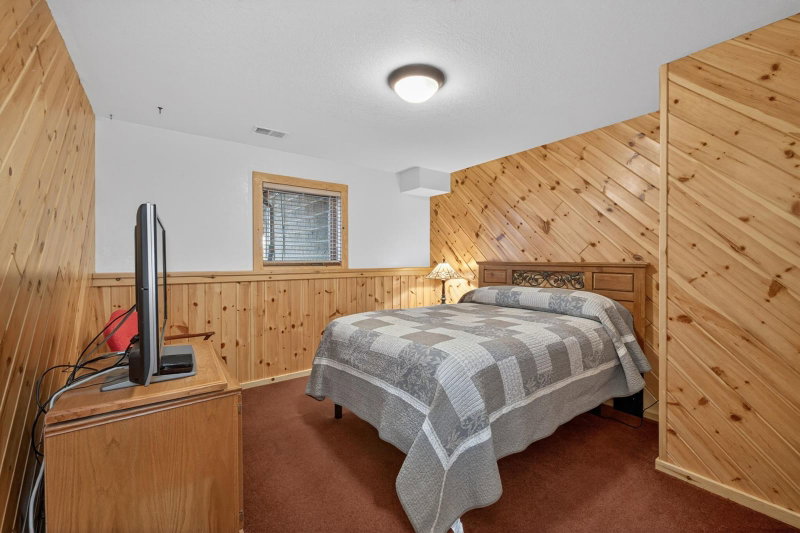 24028 Garland Drive - Photo 29