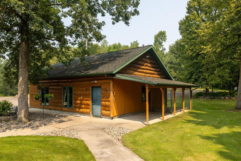 24028 Garland Drive - Photo 35