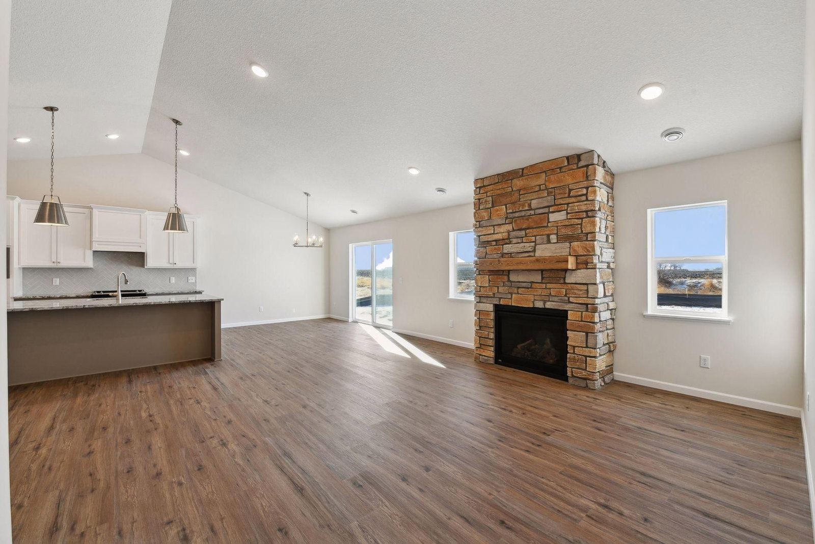 1401 Mallard Lane LN