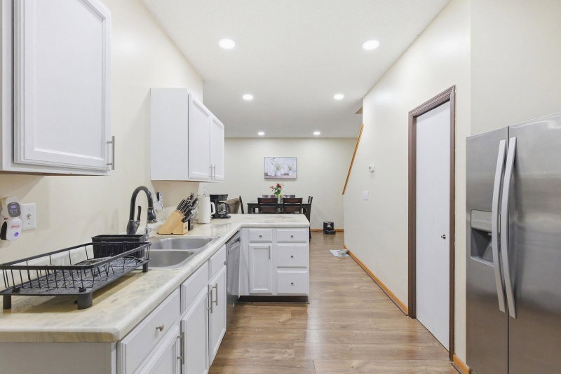 2058 Parkway Avenue - Photo 10