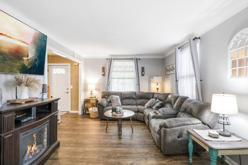 578 Tipton Avenue NW - Photo 5