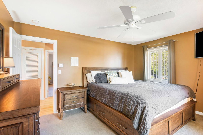 1904 16th Street NW - Photo 24