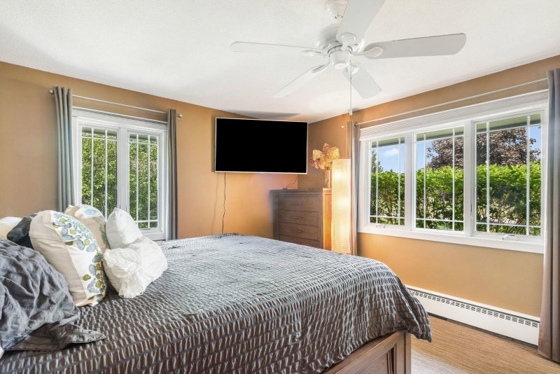 1904 16th Street NW - Photo 25