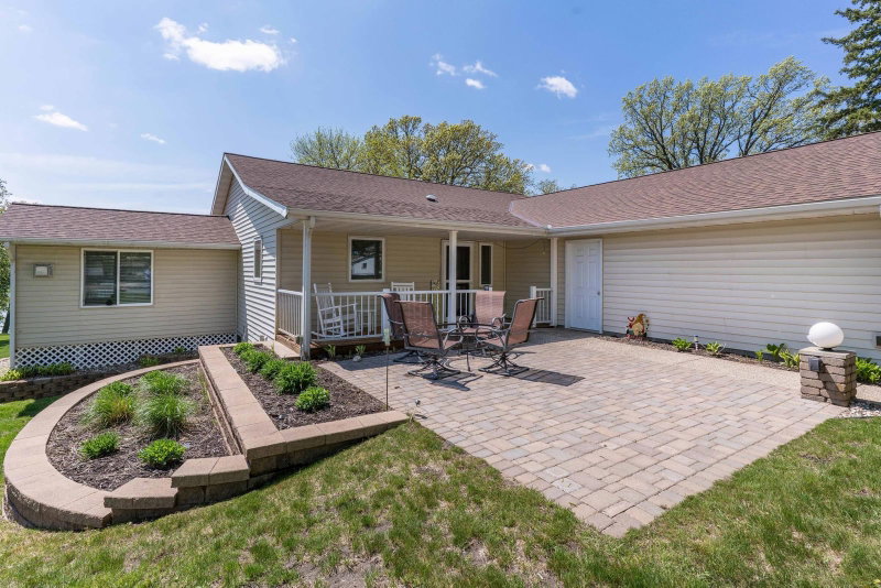 124 Bethesda Street NW - Photo 12