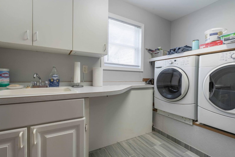 124 Bethesda Street NW - Photo 30