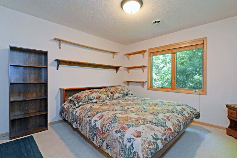 1470 N Mary Street N - Photo 24