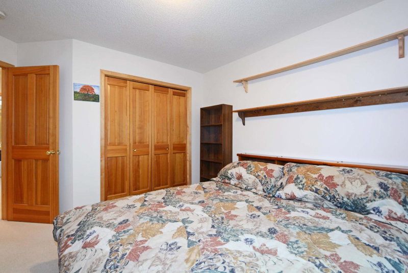 1470 N Mary Street N - Photo 25