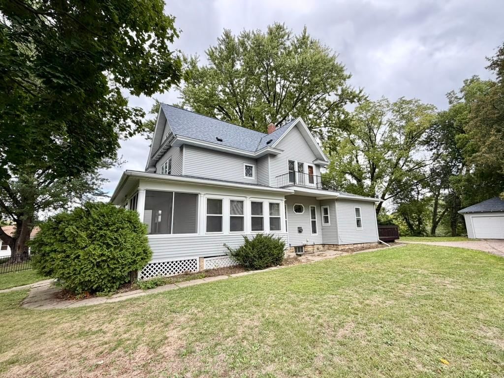 817 Central Avenue