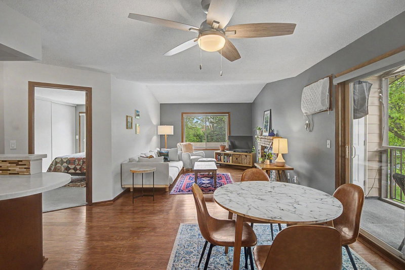 2030 Ridge Drive #32 - Photo 2