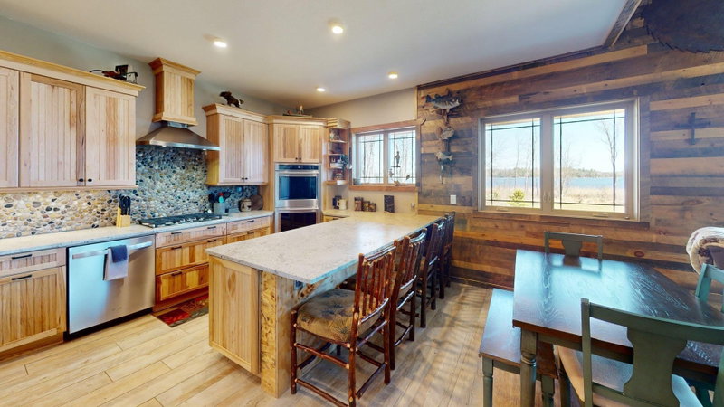 7498 Bayside Drive - Photo 16