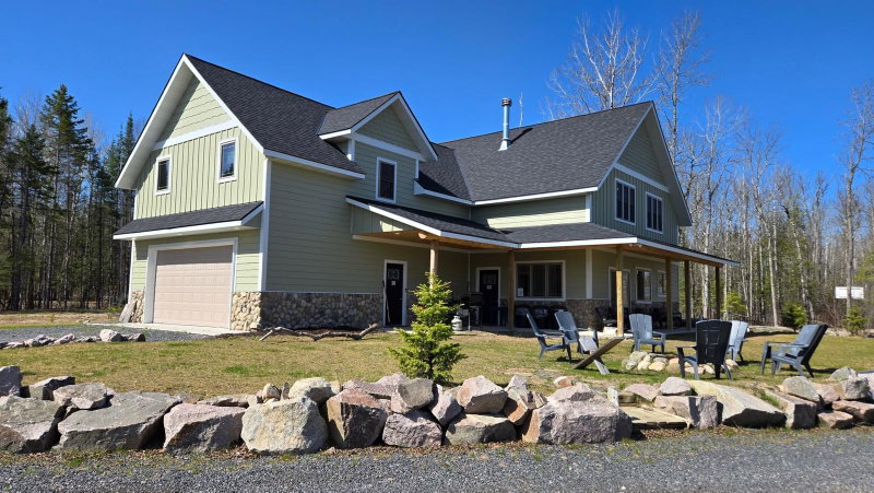 7498 Bayside Drive - Photo 3