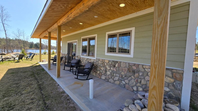 7498 Bayside Drive - Photo 4