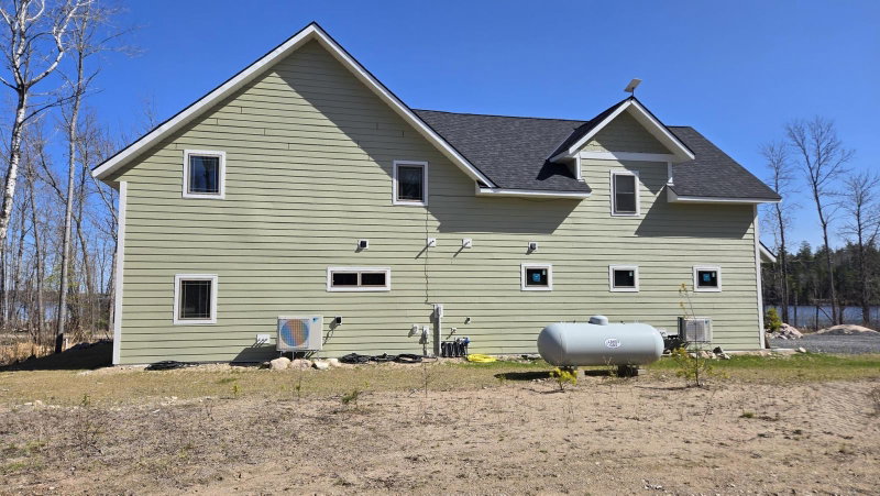 7498 Bayside Drive - Photo 9