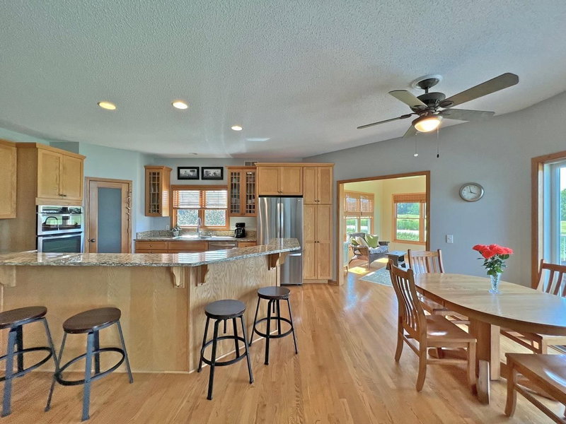 2996 Fairway Drive - Photo 9