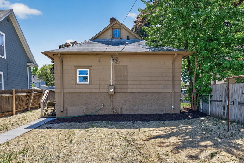 1041 Magnolia Avenue E - Photo 25