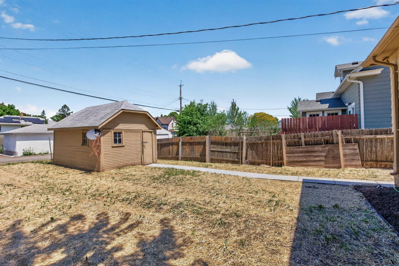 1041 Magnolia Avenue E - Photo 26