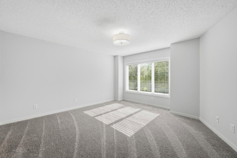 635 Willoughby Way W - Photo 24