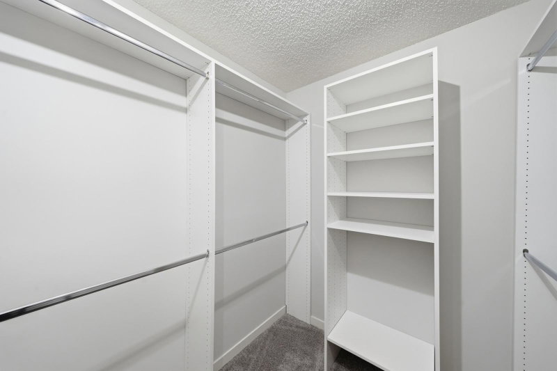635 Willoughby Way W - Photo 31