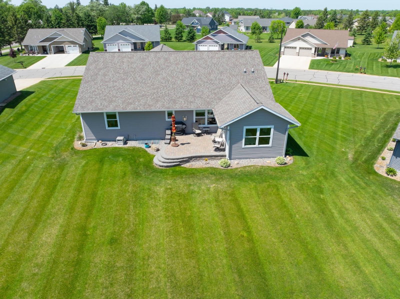 614 Dewberry Lane - Photo 3
