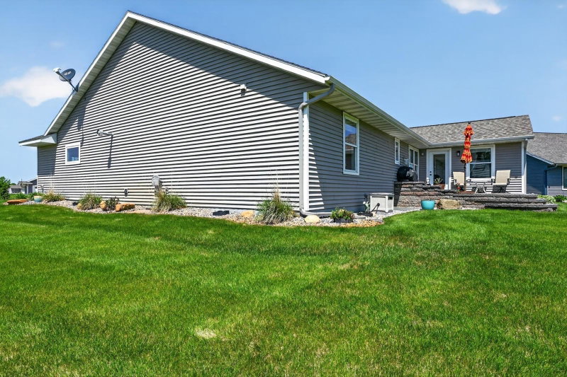 614 Dewberry Lane - Photo 7