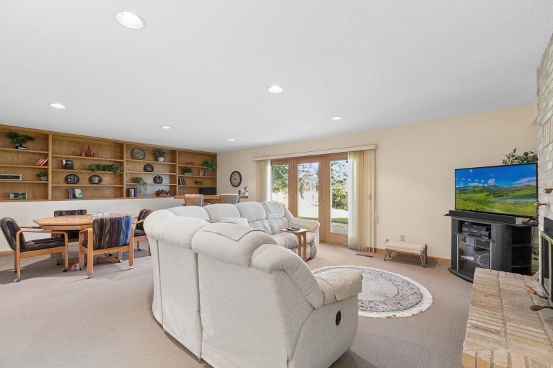 1807 Timberline Trail - Photo 32