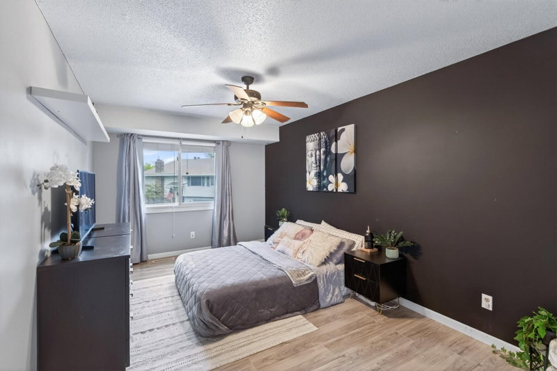 841 Evergreen Circle - Photo 12