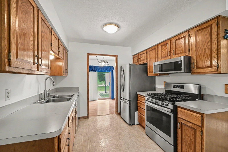 15632 Heywood Way - Photo 12