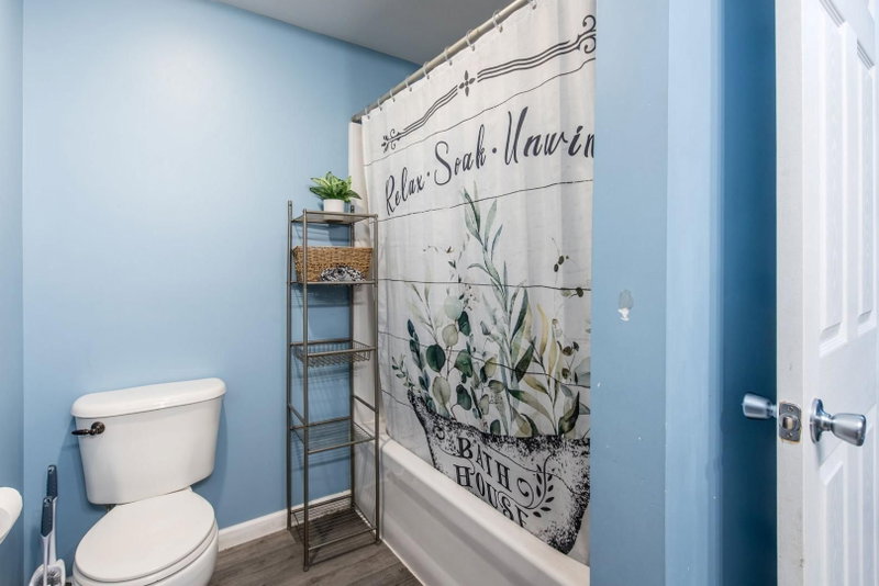 902 Quincy Street - Photo 12