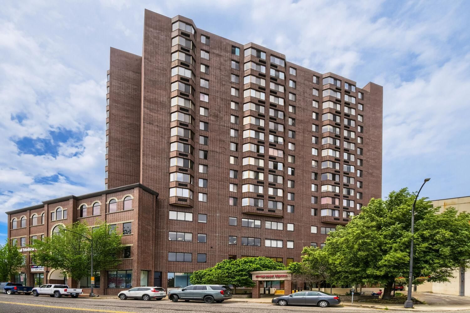 291 7th Street W #1702