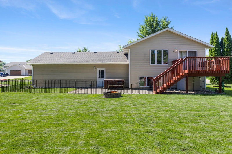 1291 Bellflower Lane NE - Photo 20