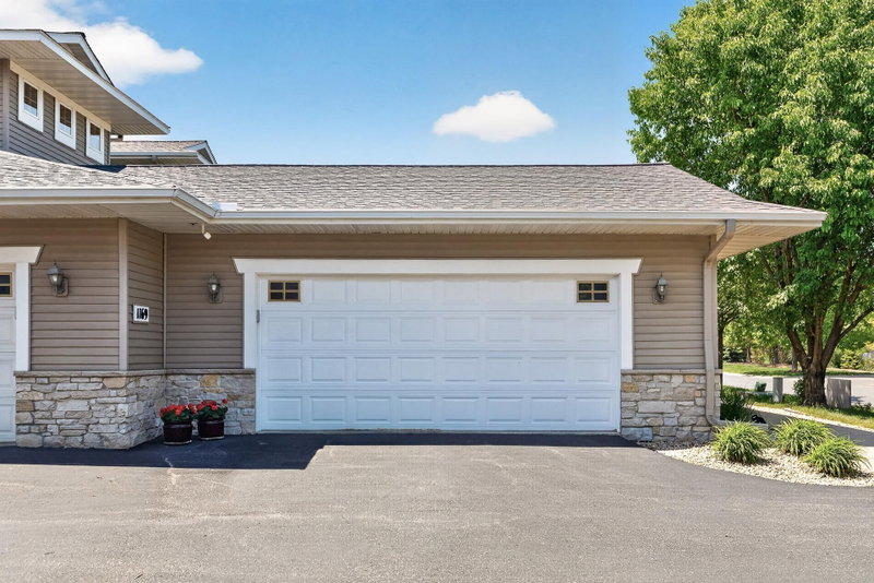 1171 Gallery Lane - Photo 4