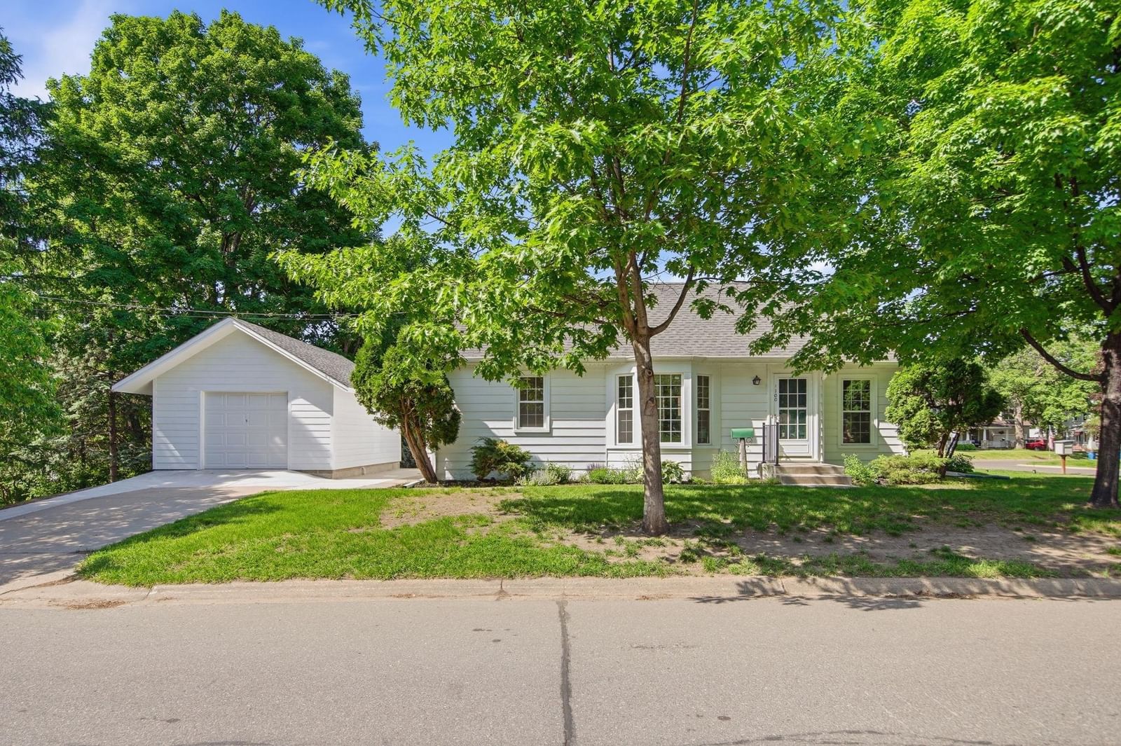 1100 W 73rd Street