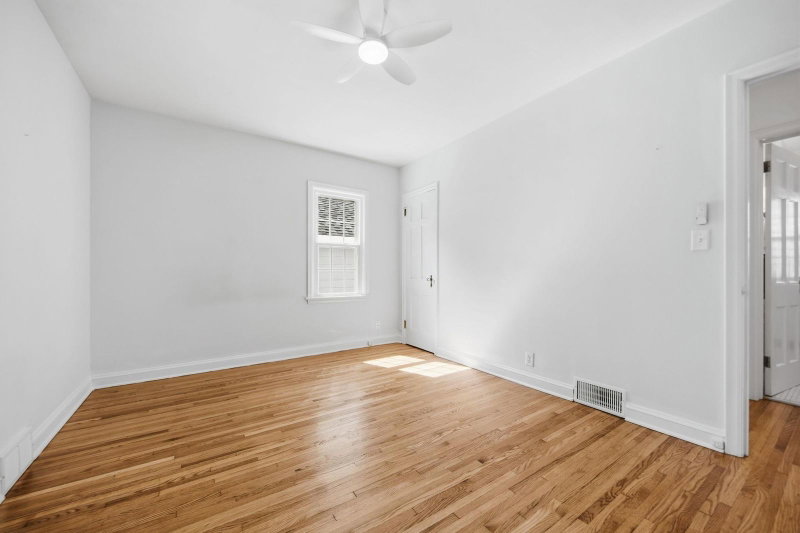 1100 W 73rd Street - Photo 15