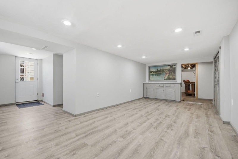 1100 W 73rd Street - Photo 21