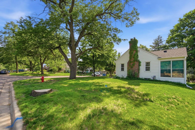 1100 W 73rd Street - Photo 27
