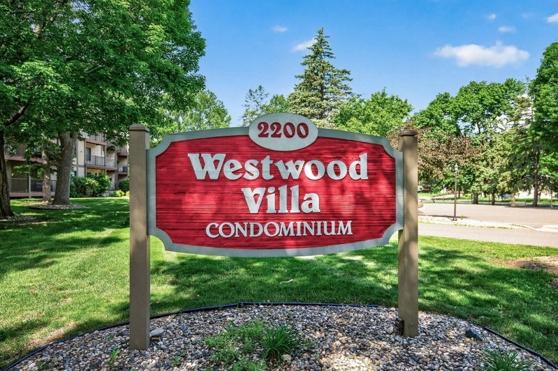 2200 Nevada Avenue S #206 - Photo 18