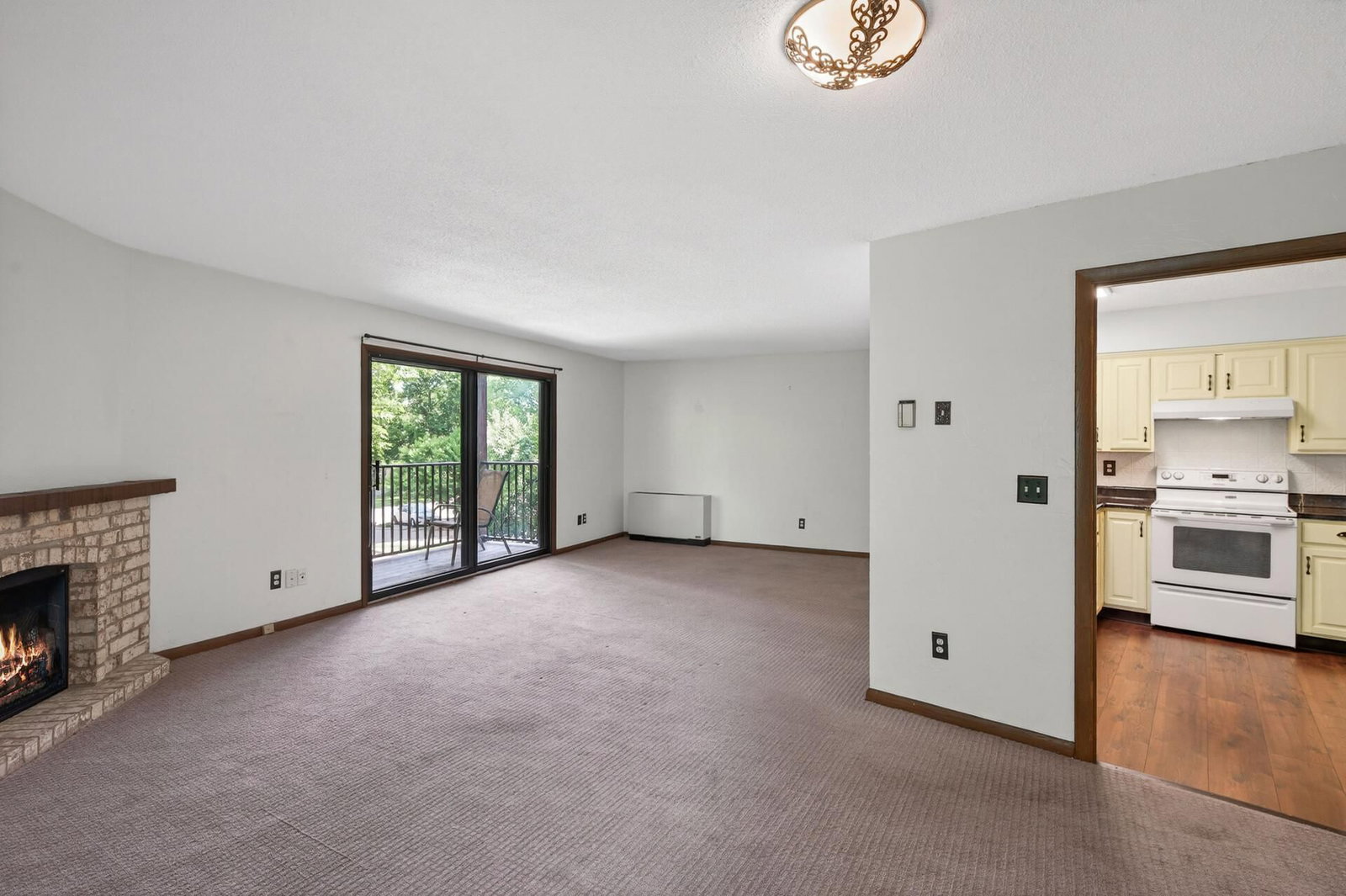 2200 Nevada Avenue S #206