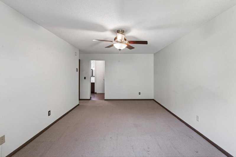 2200 Nevada Avenue S #206 - Photo 8