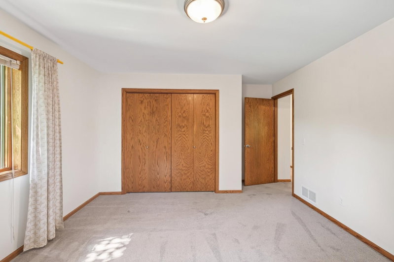4929 West Lane - Photo 37