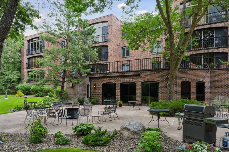 6051 Laurel Avenue #112 - Photo 42