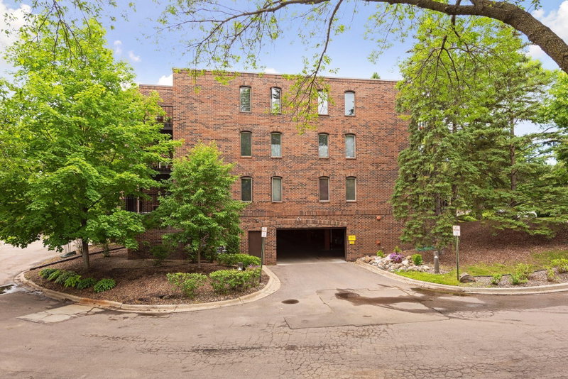 6051 Laurel Avenue #112 - Photo 44
