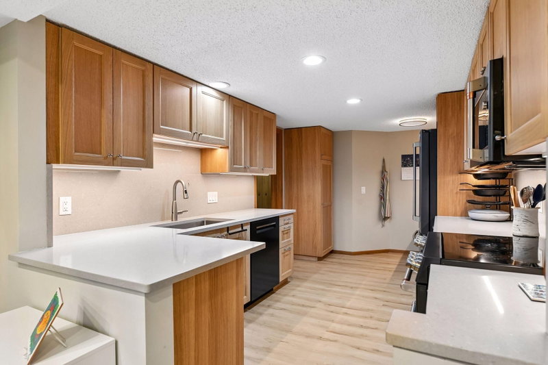6051 Laurel Avenue #112 - Photo 6