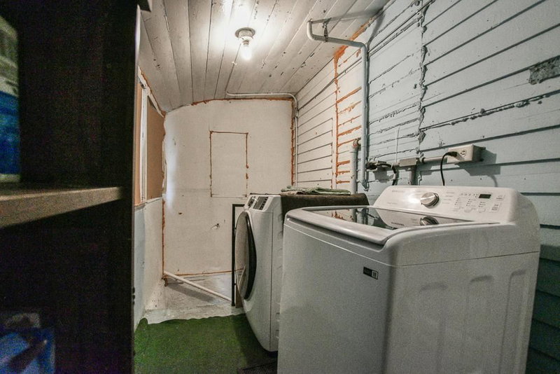792 Cook Avenue E - Photo 18
