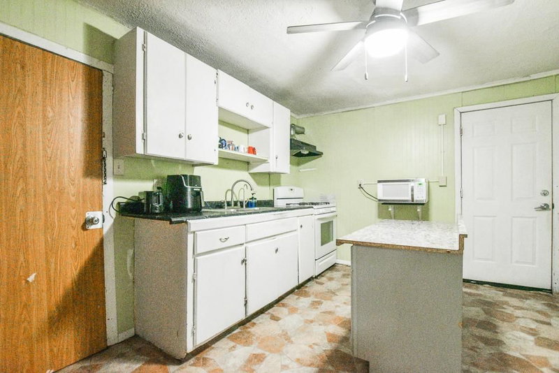 792 Cook Avenue E - Photo 9