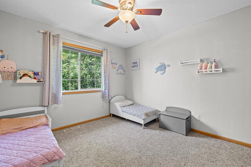 2044 Pheasant Run Street - Photo 7