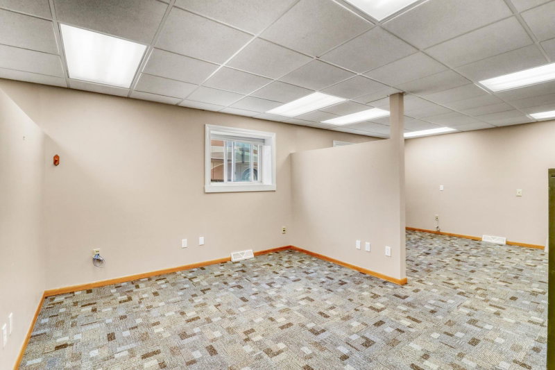 522 Main Street W - Photo 33